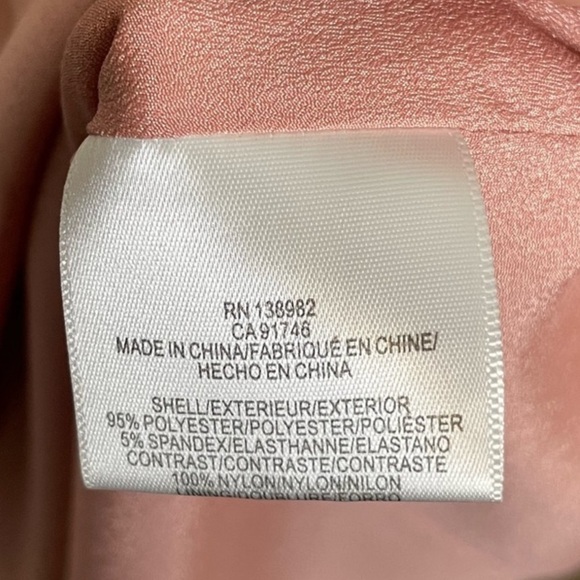 Dress of Population - Picture 3 of 4